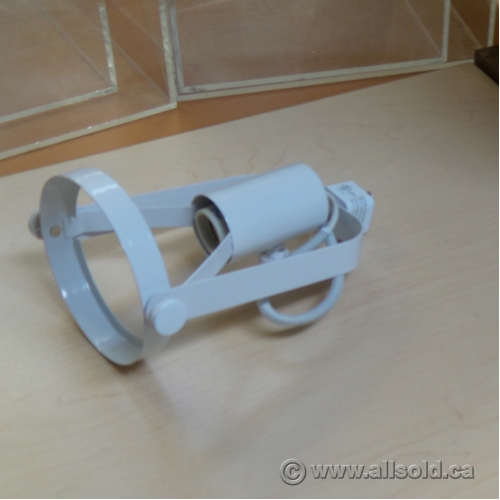 Banvil track lighting top